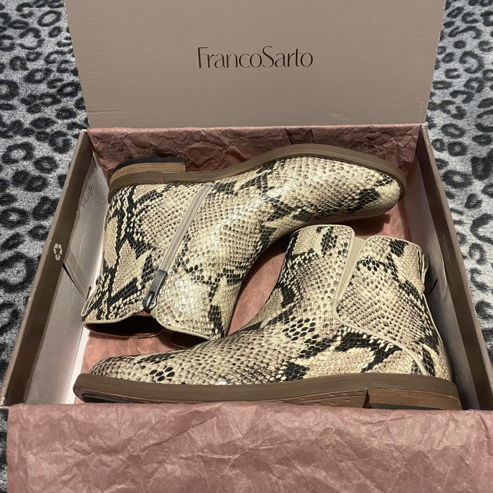 Franco Sarto L-Marcus,Rocia Snake Ankle Bootie